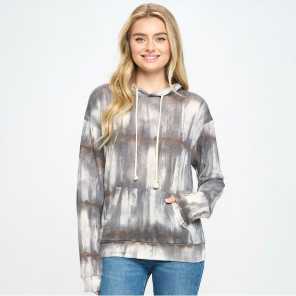 🆕 Week-End x UO Lightweight Hoodie